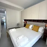 Casa Celeste,stazione, Centro E Borgo Antico Apartman *